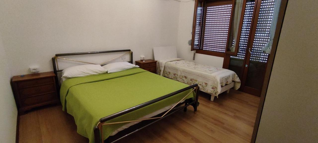 The Caponi Bros Bed & Breakfast Mestre Bagian luar foto