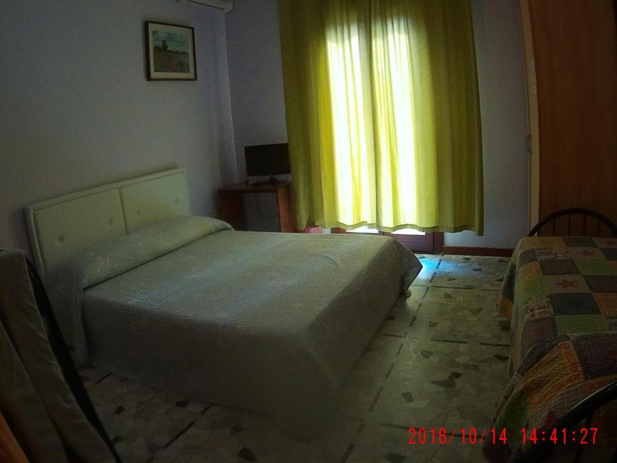 The Caponi Bros Bed & Breakfast Mestre Bagian luar foto