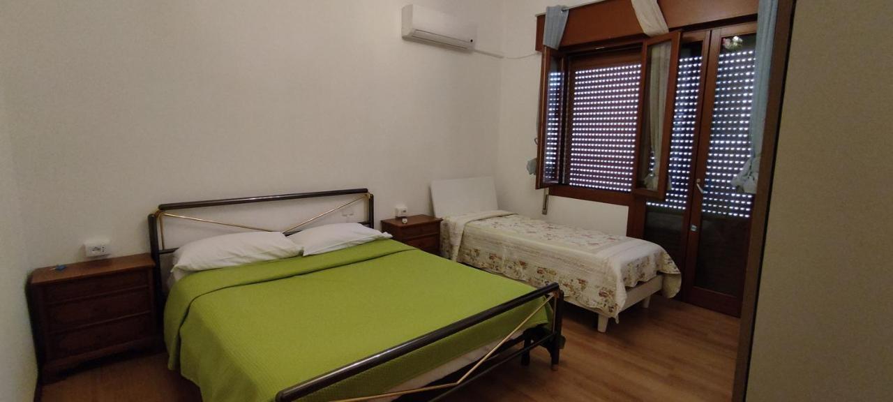 The Caponi Bros Bed & Breakfast Mestre Bagian luar foto