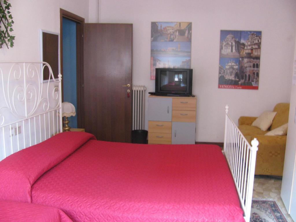The Caponi Bros Bed & Breakfast Mestre Bagian luar foto
