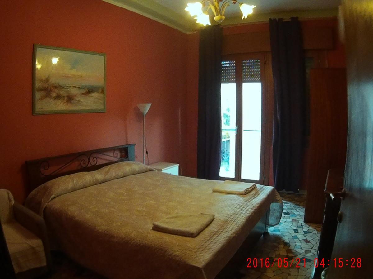 The Caponi Bros Bed & Breakfast Mestre Bagian luar foto