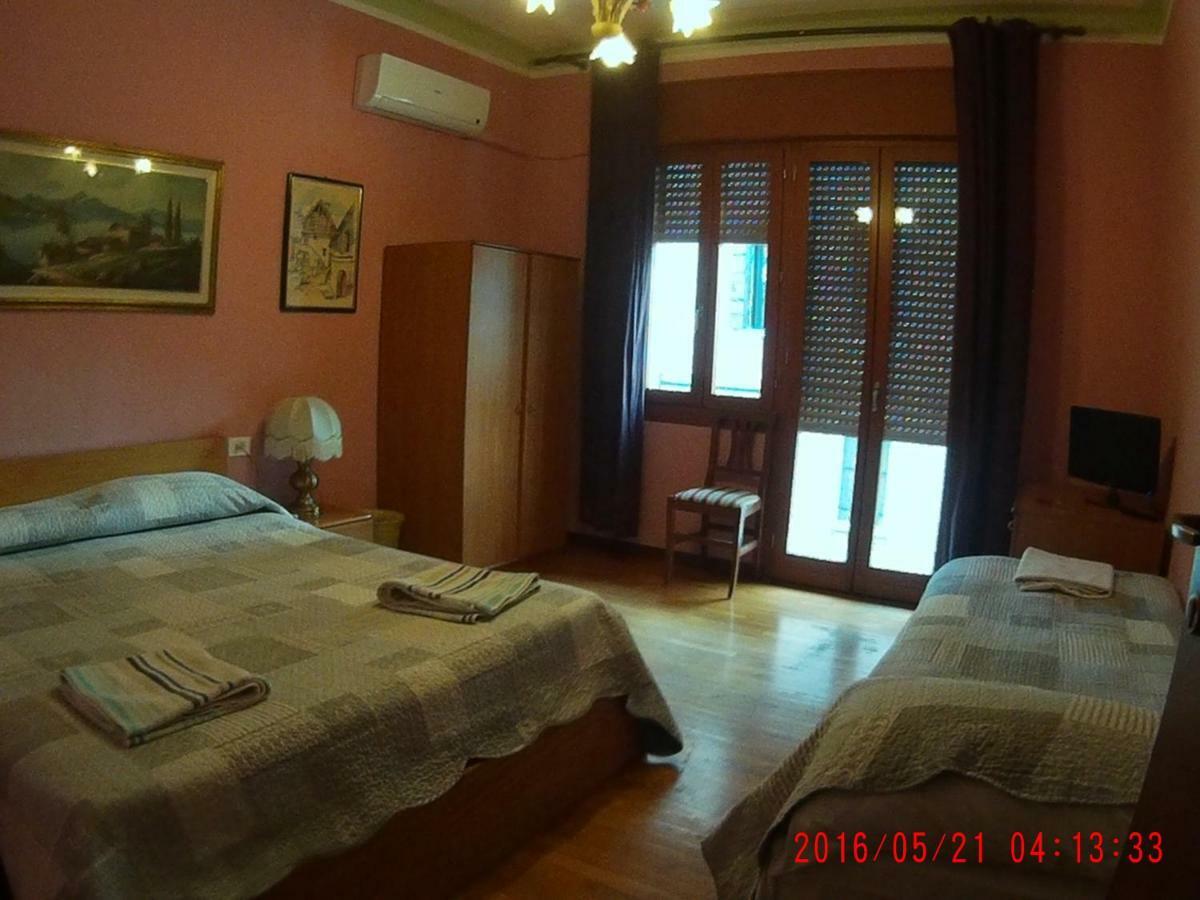The Caponi Bros Bed & Breakfast Mestre Bagian luar foto